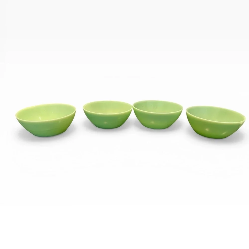 Set- 4 Gibson Everyday Jade Green Milk Glass Vintage 6.25